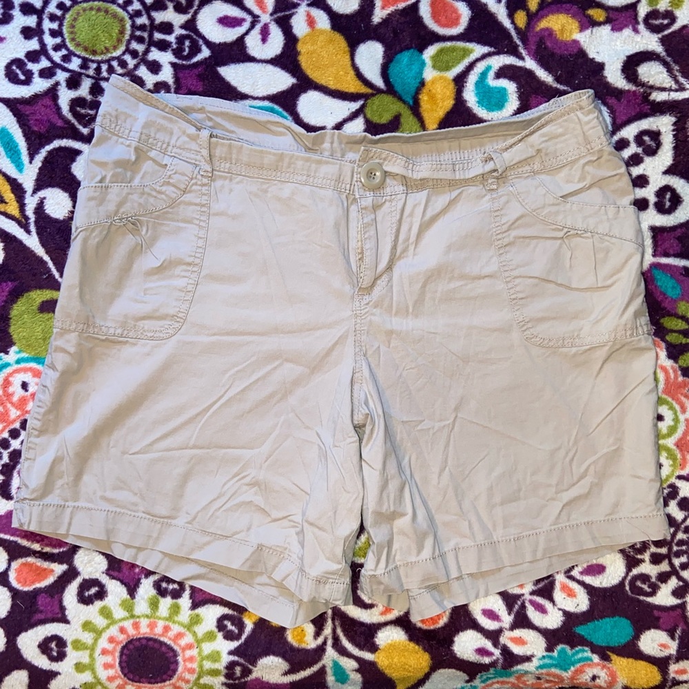 Lane Bryant Size 16 Khaki Cotton Shorts